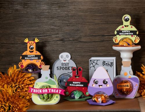 HALLOWEEN BUNDLE with 24 designs, candy holder, treat box, ornament gift SVG - BanettaDesigns - SVG designs, seamless digital paper, clipart HALLOWEEN BUNDLE with 24 designs, candy holder, treat box, ornament gift SVG - BanettaDesigns - SVG designs, seamless digital paper, clipart